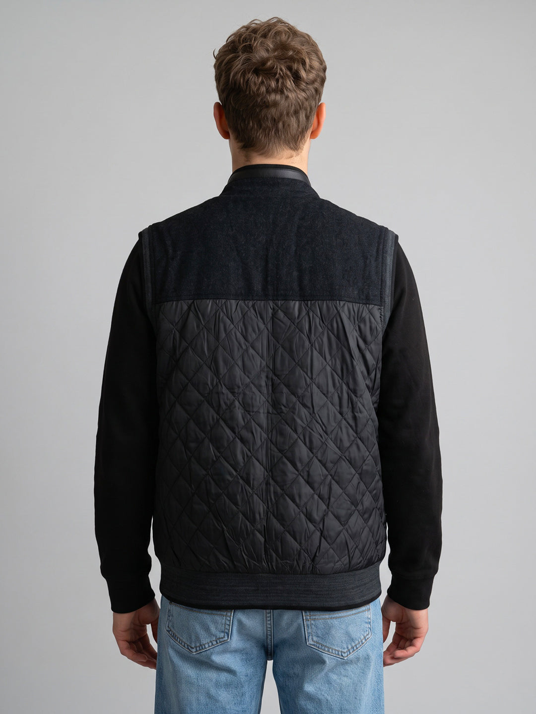 Men Grey Melange Turtle Neck Sleeveless Reversible Knitted Jacket