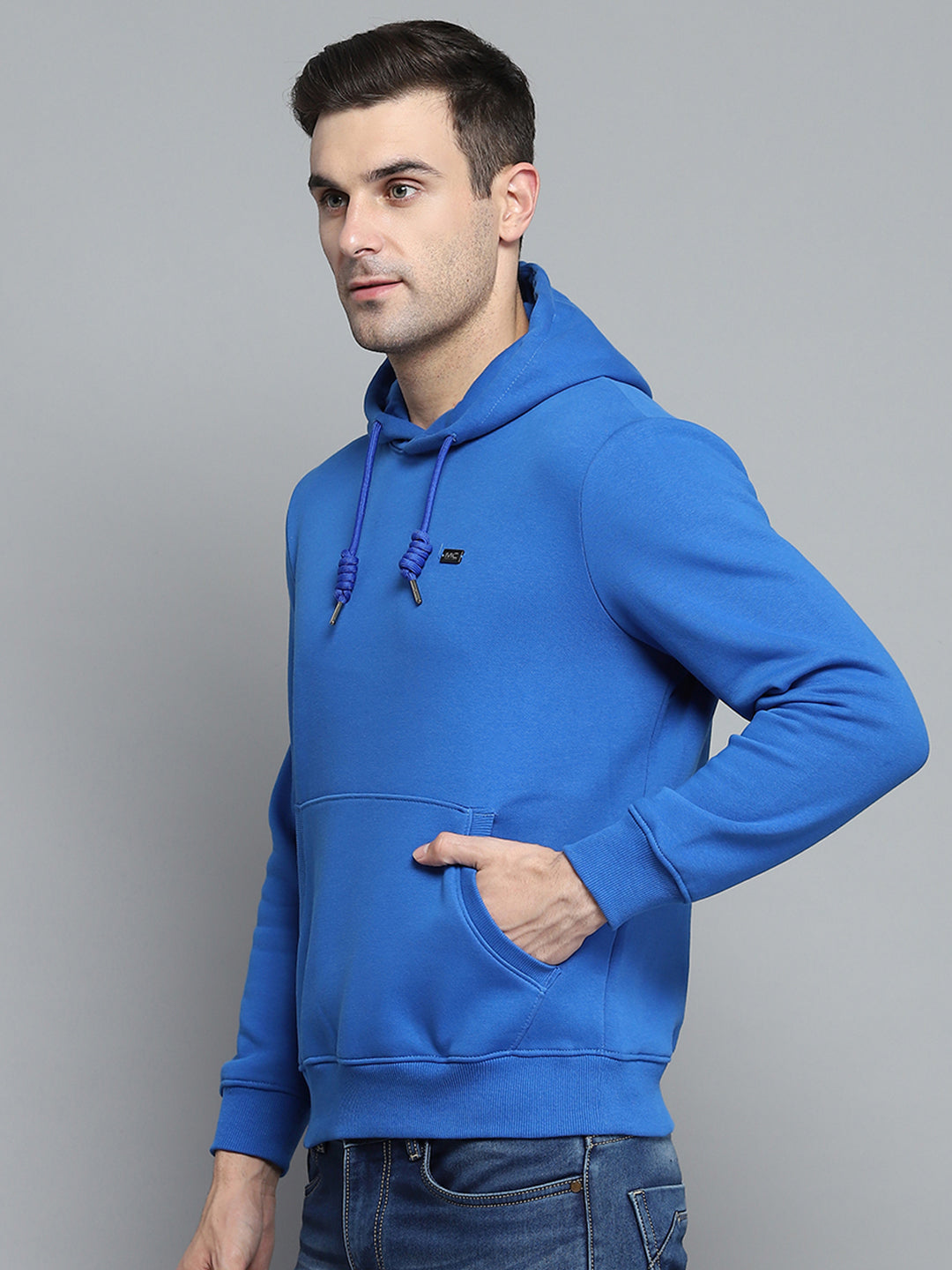 Men Royal Blue Solid Hooded Full Sleeve Sweatshirt
