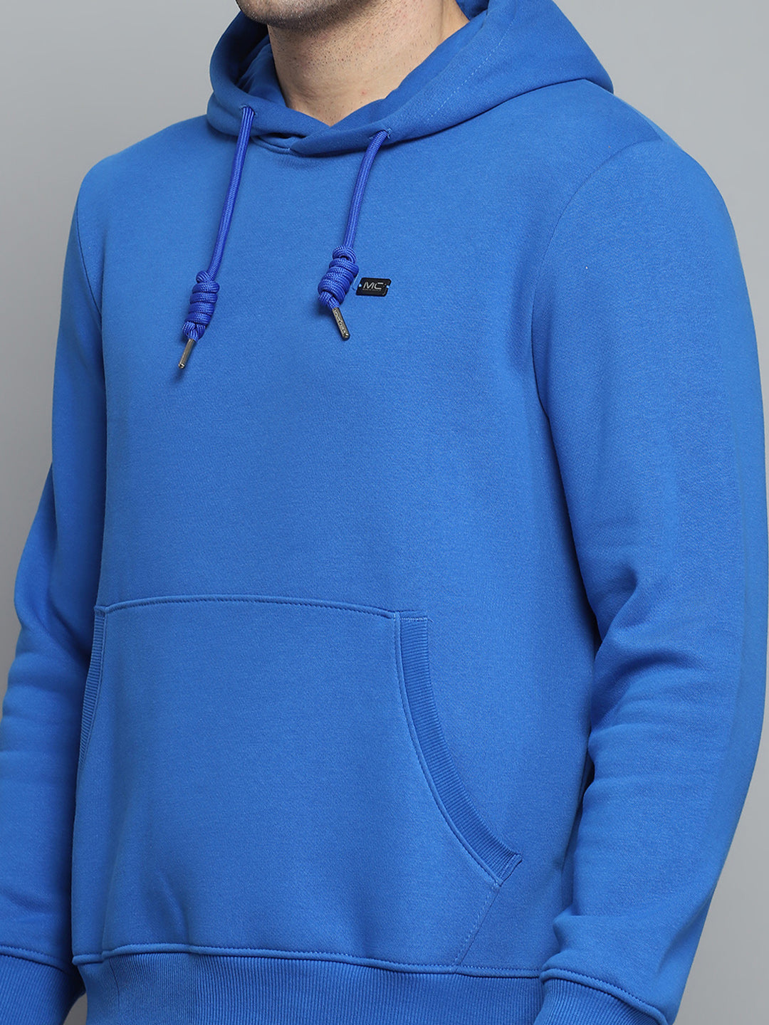 Men Royal Blue Solid Hooded Full Sleeve Sweatshirt
