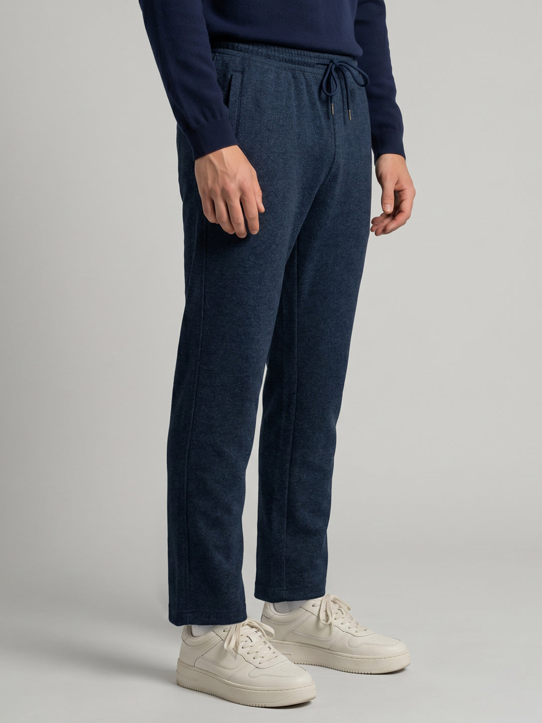 Men Navy Blue Solid Regular Fit Winter Lower