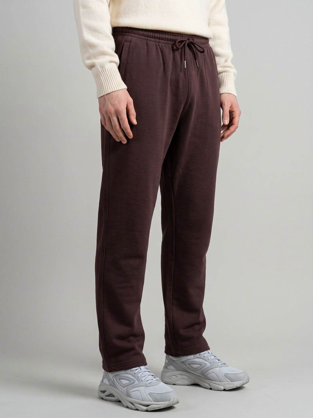 Men Maroon Solid Regular Fit Lower