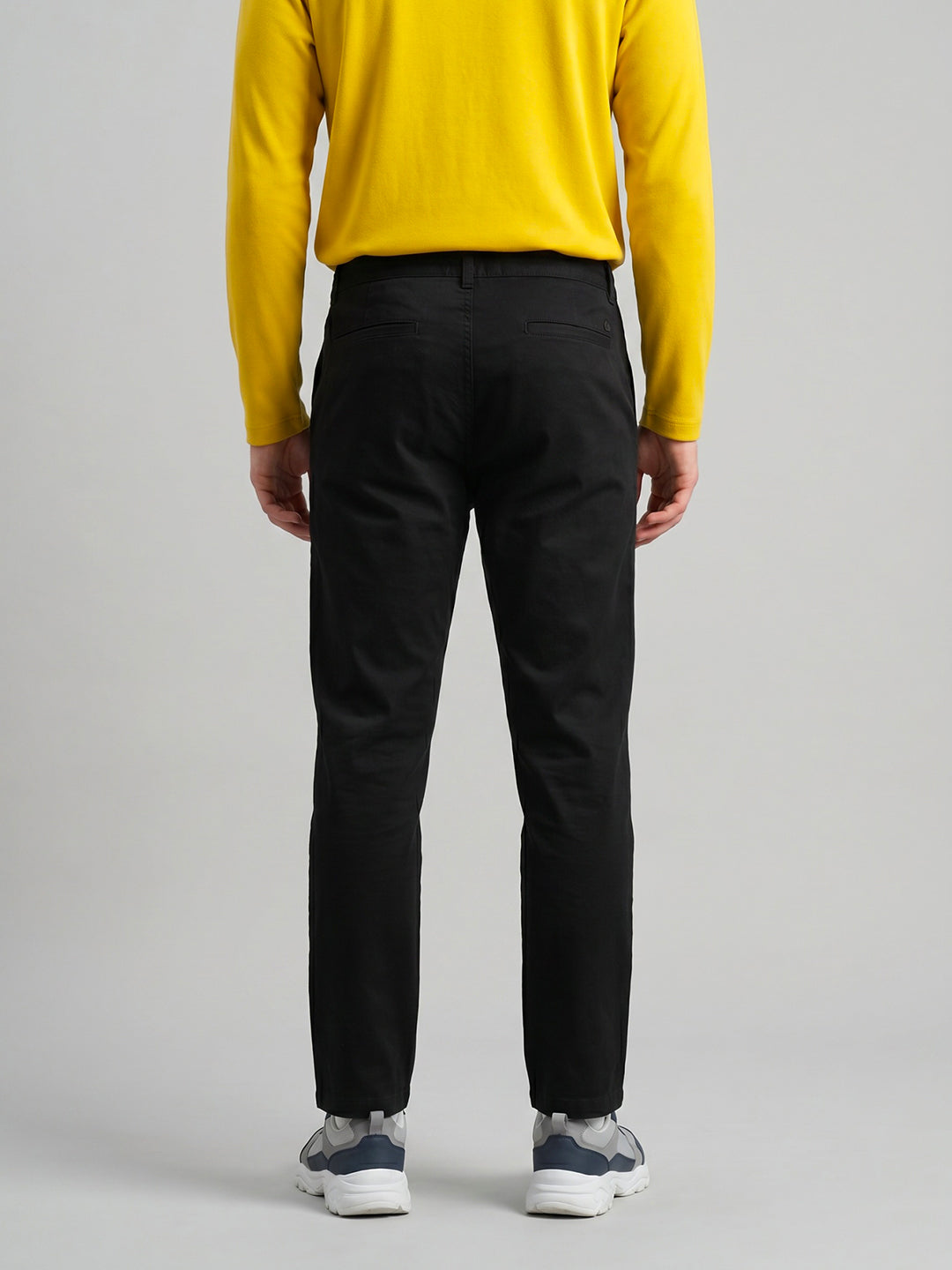 Men Black Solid Regular Fit Lower