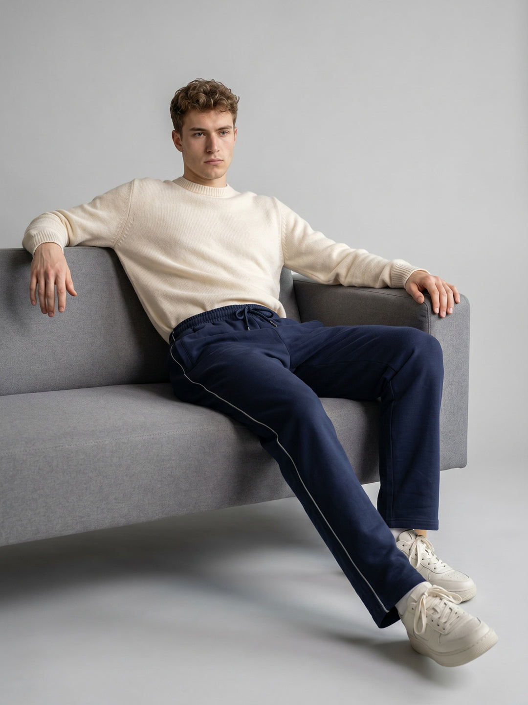 Men Blue Solid Regular Fit Lower