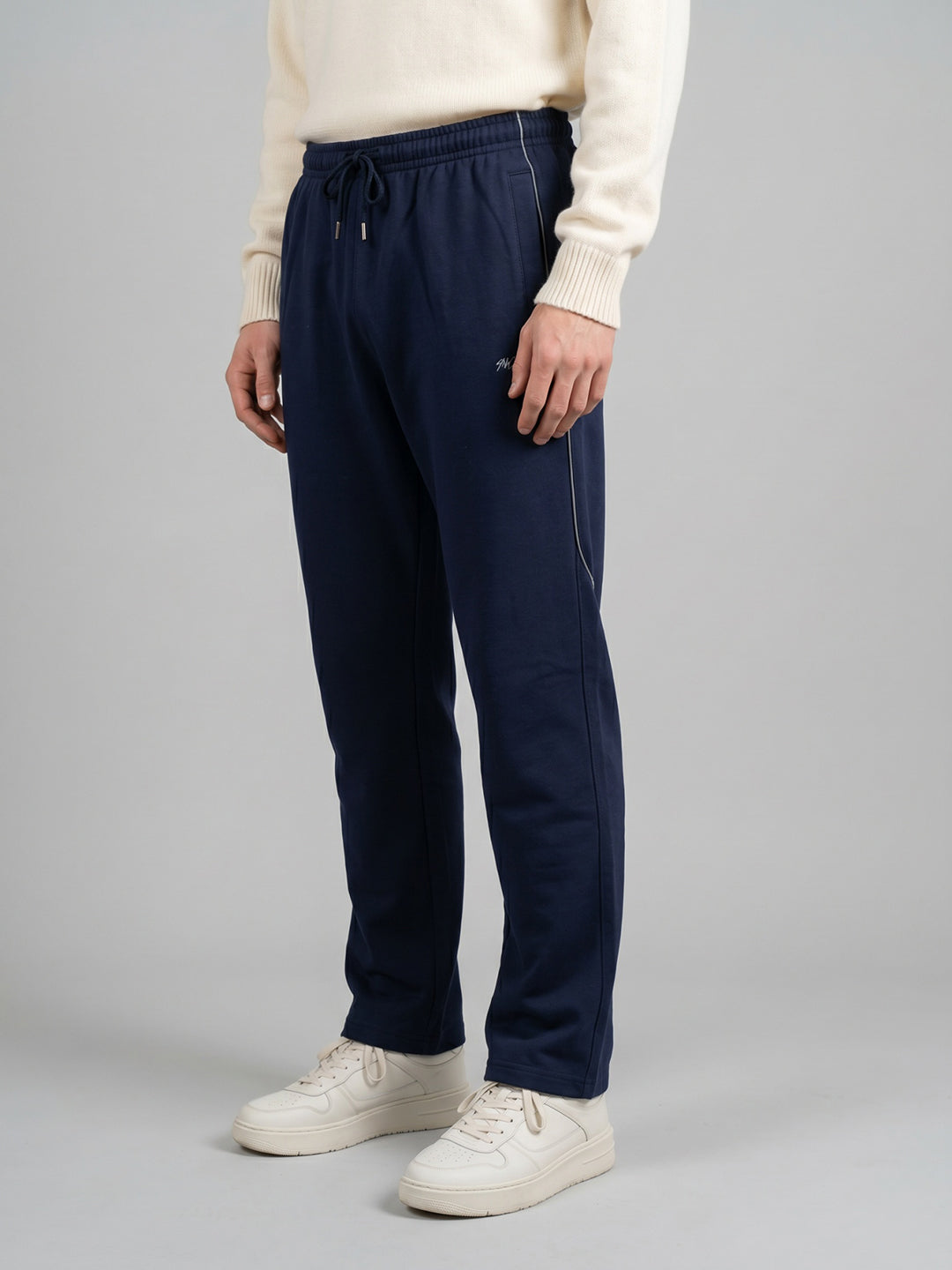 Men Blue Solid Regular Fit Lower