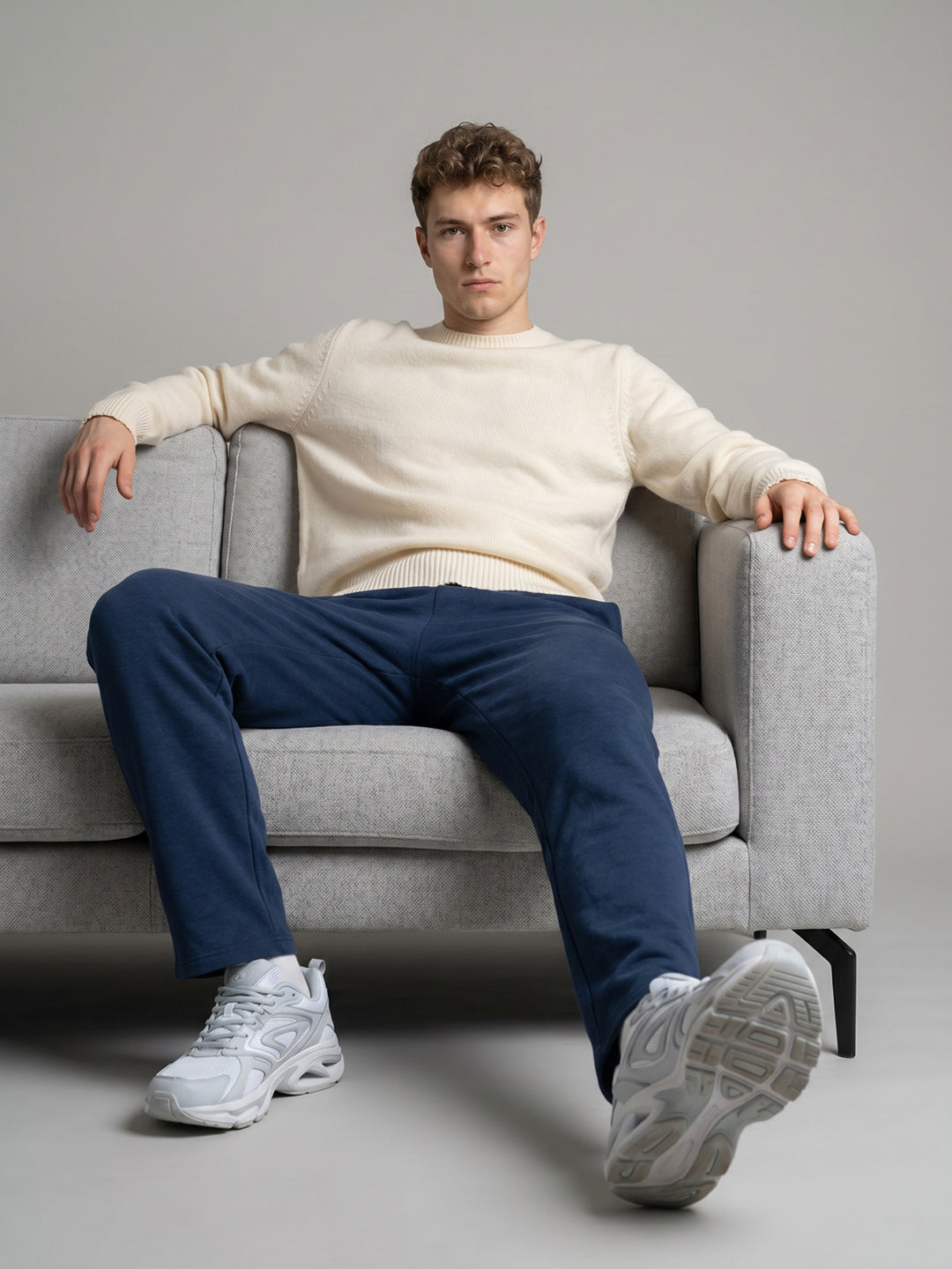 Men Navy Blue Solid Regular Fit Lower