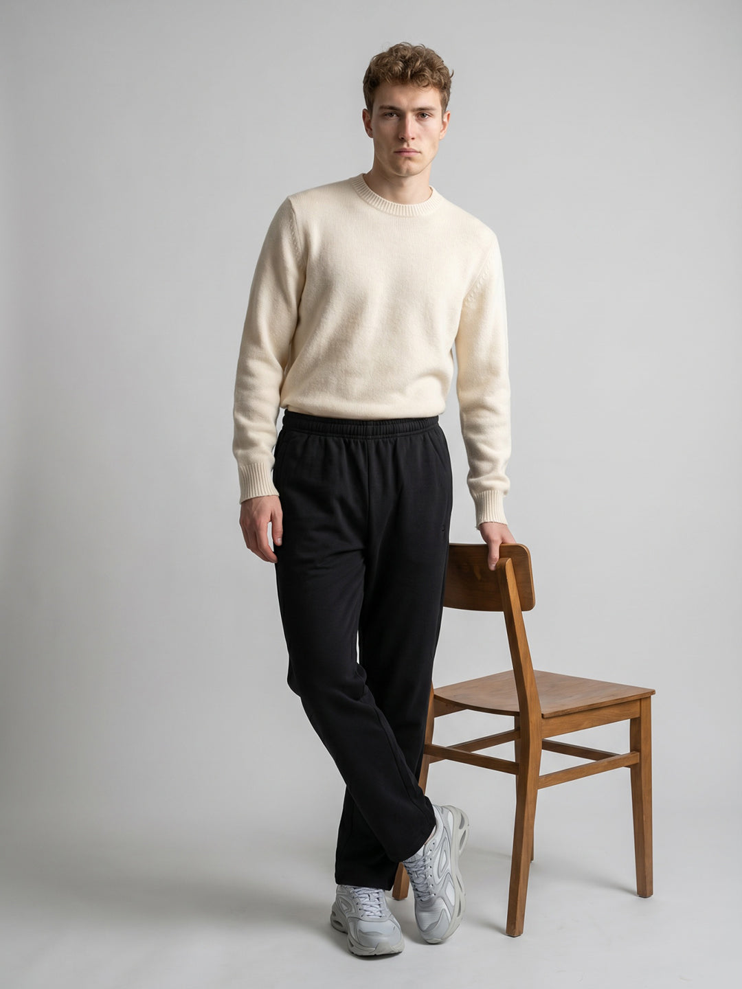 Men Grey Solid Regular Fit Lower
