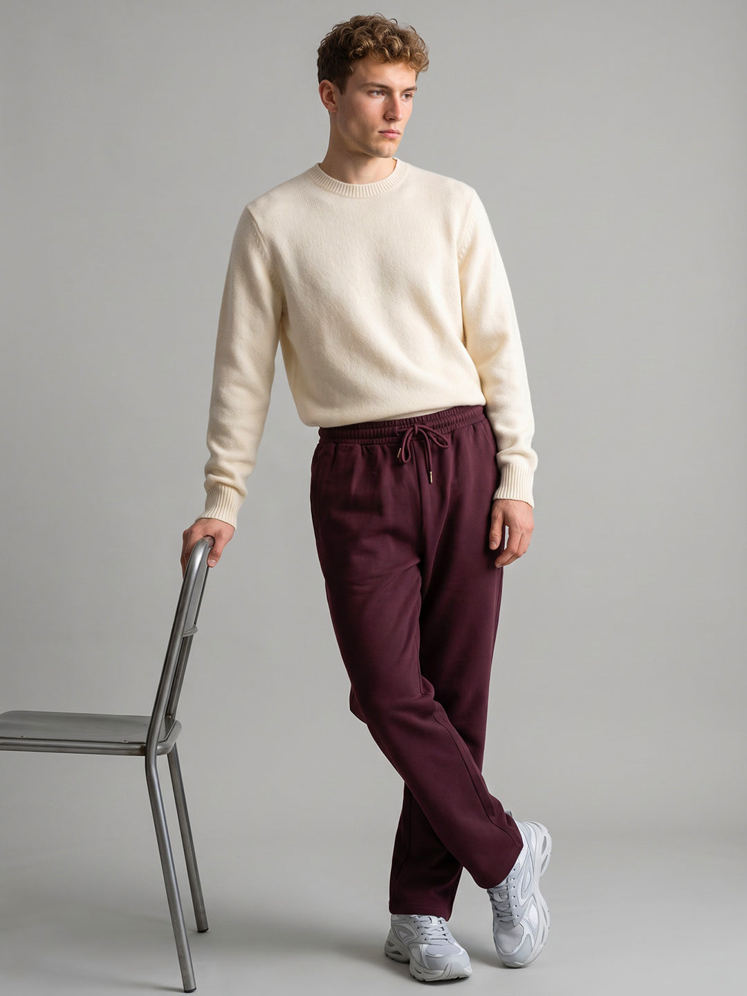 Men Maroon Solid Regular Fit Lower
