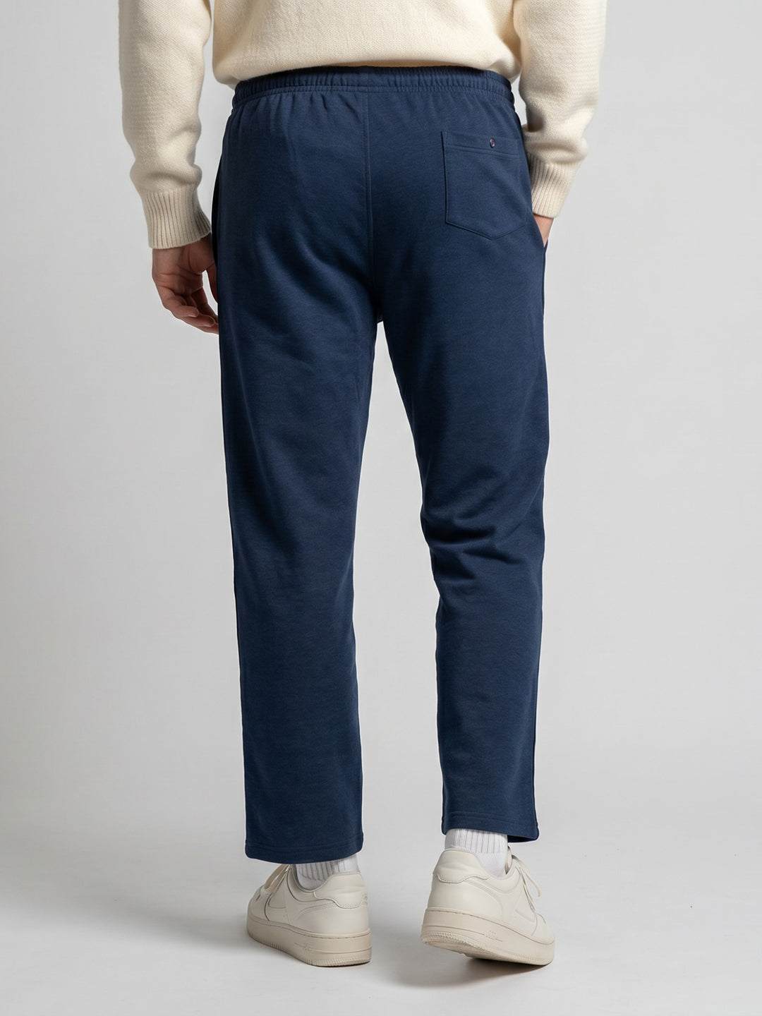 Men Navy Blue Solid Regular Fit Winter Lower