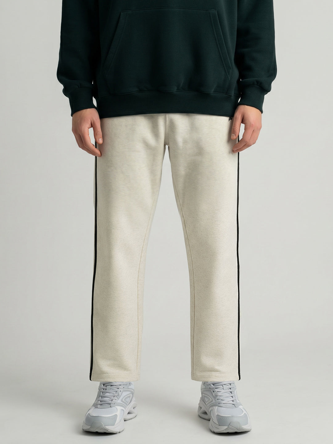Men Beige Solid Regular Fit Winter Lower