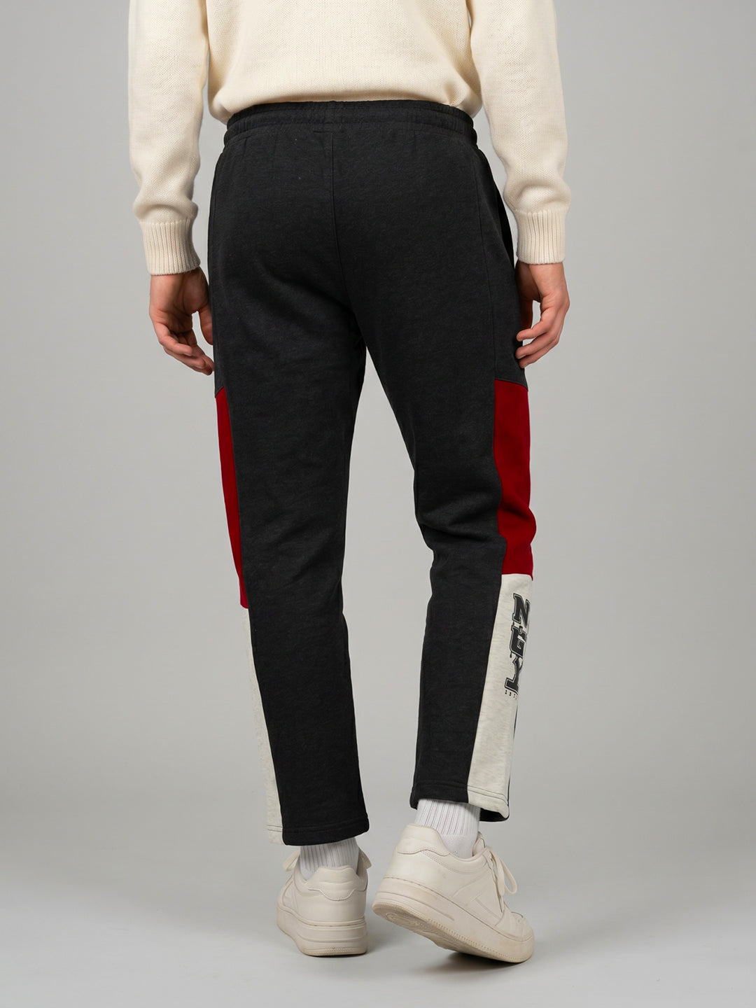 Men Olive Printed Regular Fit Lower
