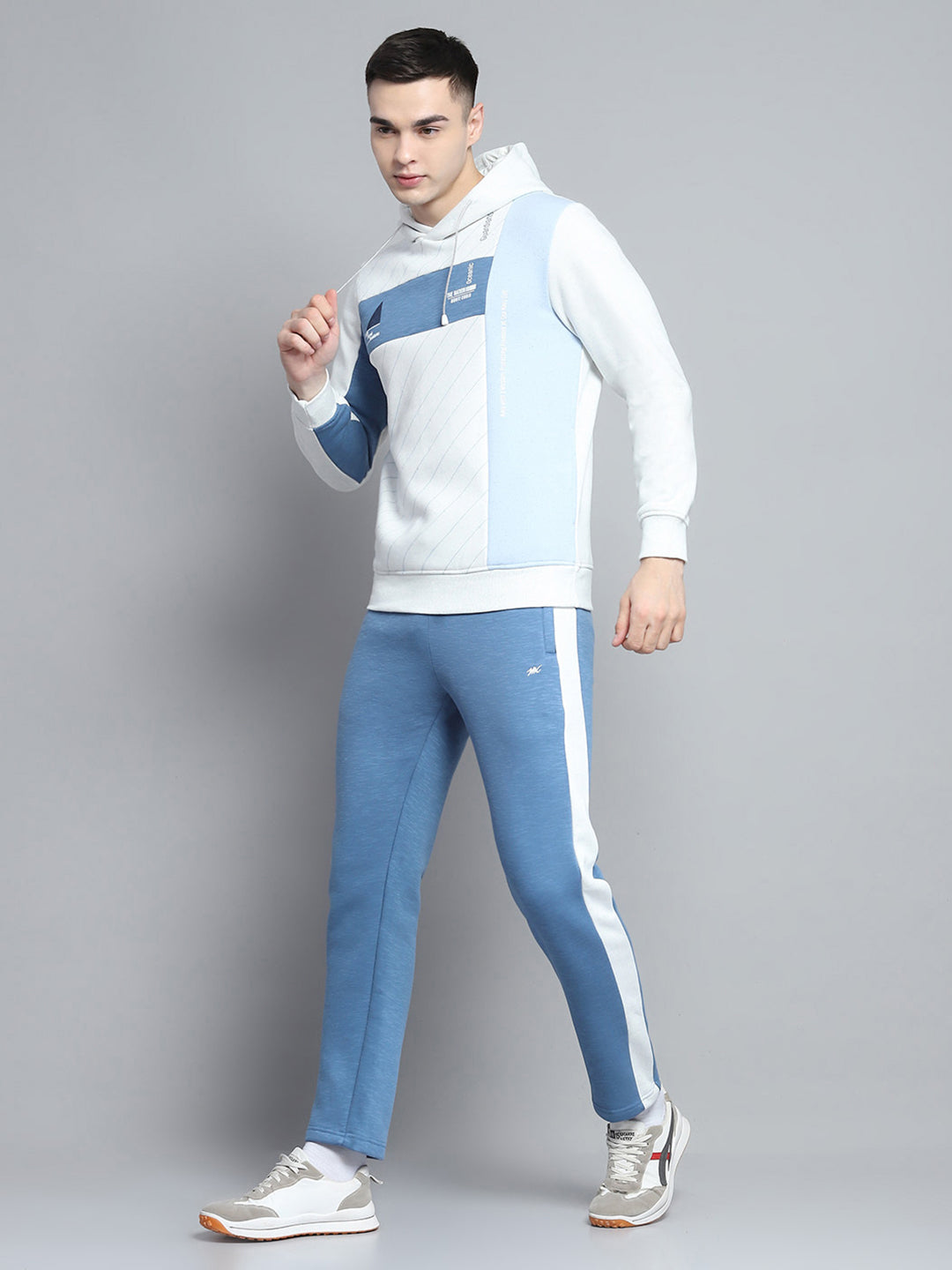 Men Blue Printed Hooded Full Sleeve Winter Tracksuit
