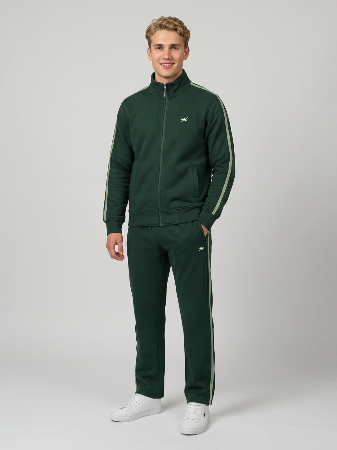 Men Bottle Green Solid Collar Full Sleeve Tracksuit
