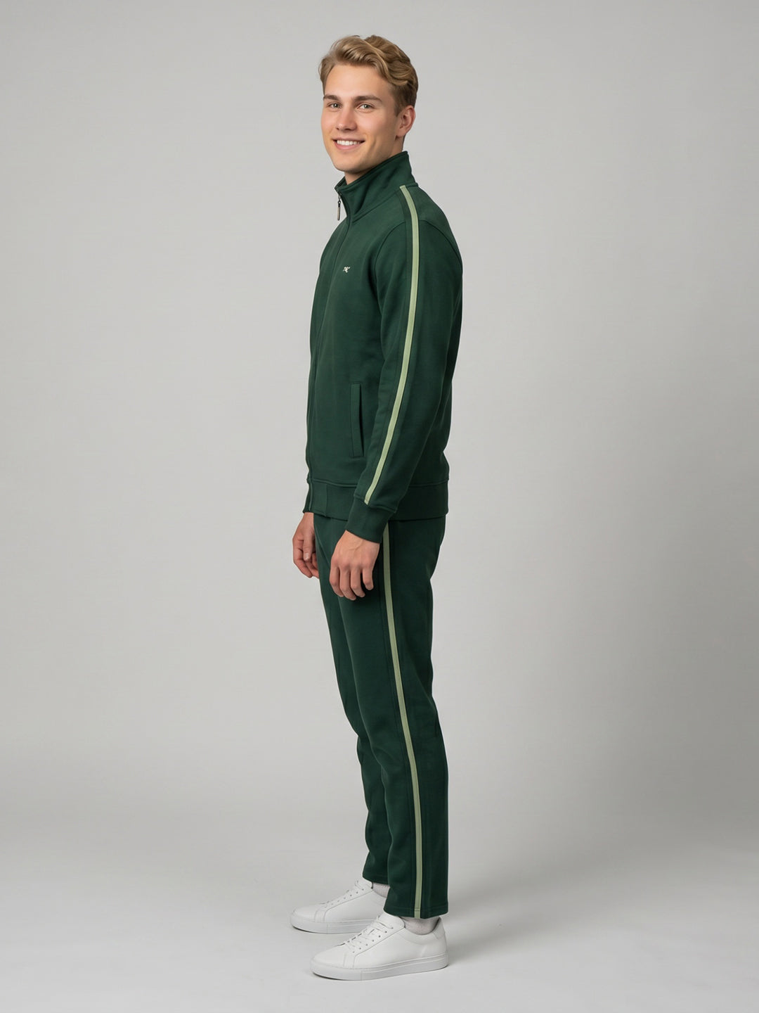 Men Bottle Green Solid Collar Full Sleeve Tracksuit