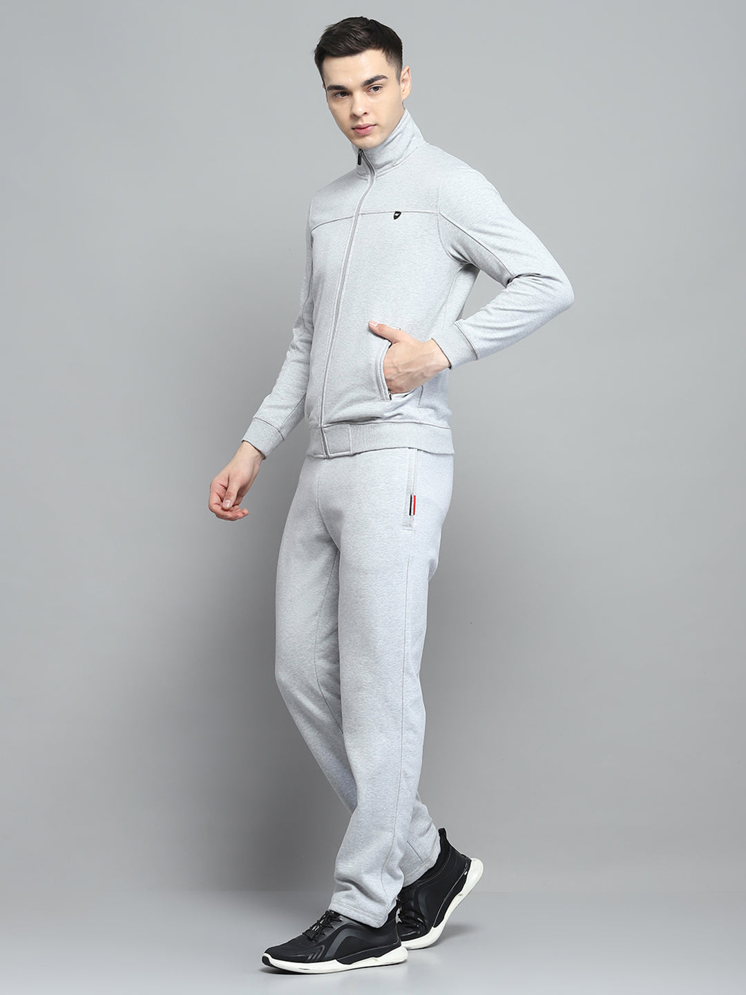 Men Grey Solid Collar Full Sleeve Winter Tracksuit