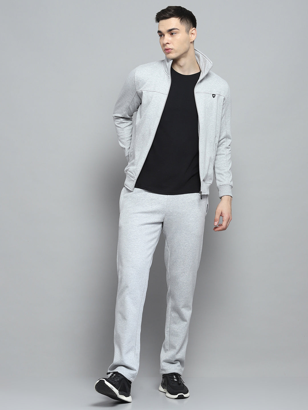 Men Grey Solid Collar Full Sleeve Winter Tracksuit