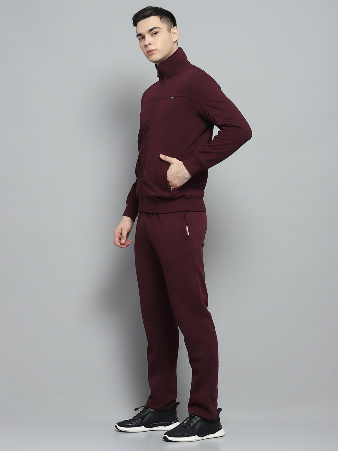 Men Maroon Solid Collar Full Sleeve Winter Tracksuit