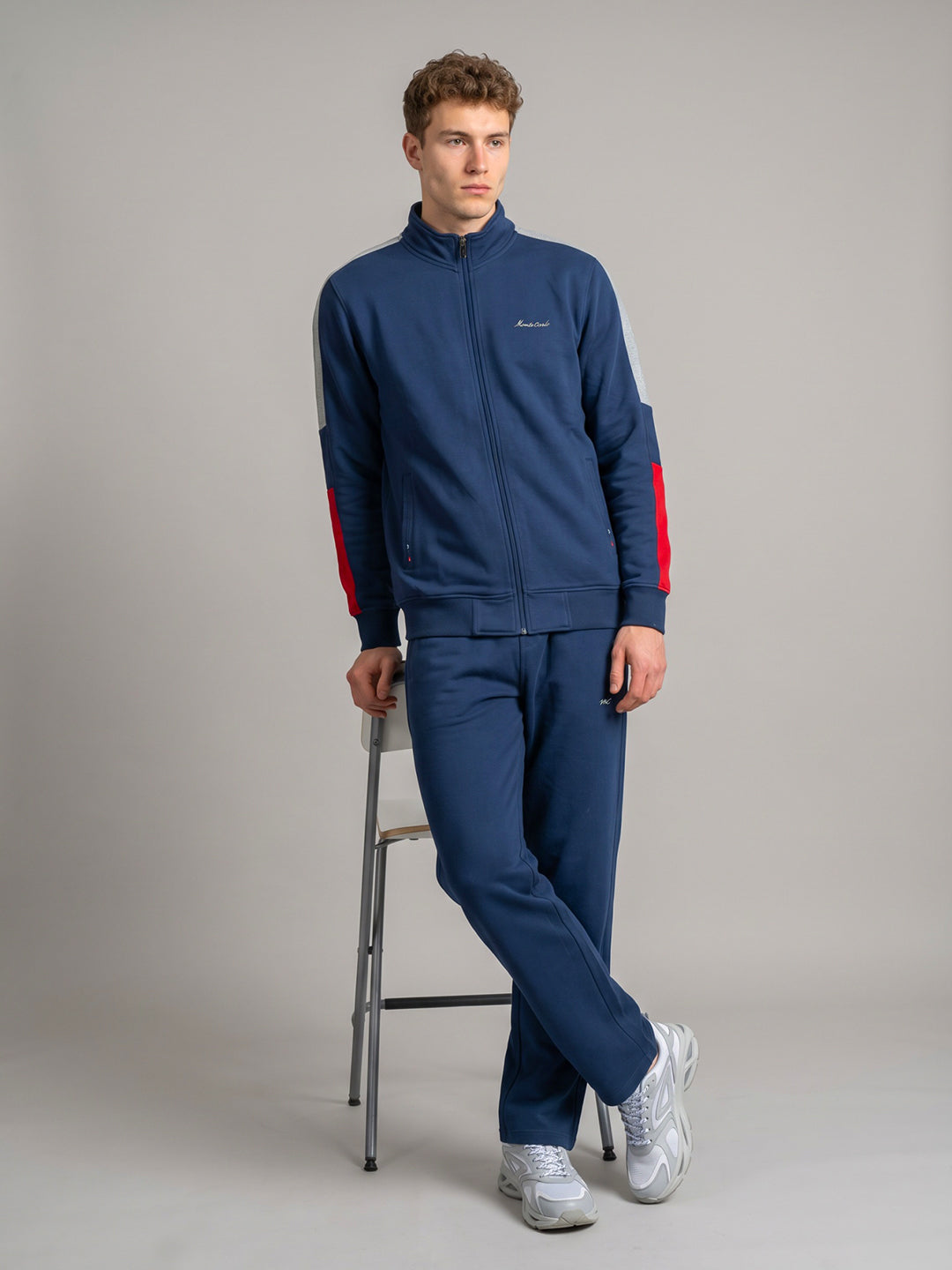 Men Blue Solid Collar Full Sleeve Winter Tracksuit