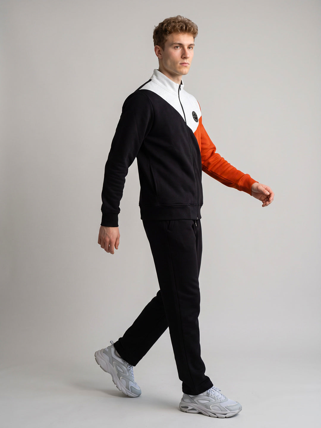 Men Black Colourblocked Turtle Neck Full Sleeve Winter Tracksuit