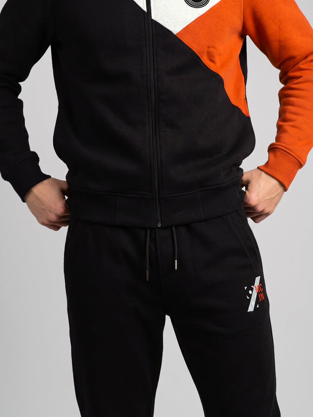 Men Black Colourblocked Turtle Neck Full Sleeve Winter Tracksuit