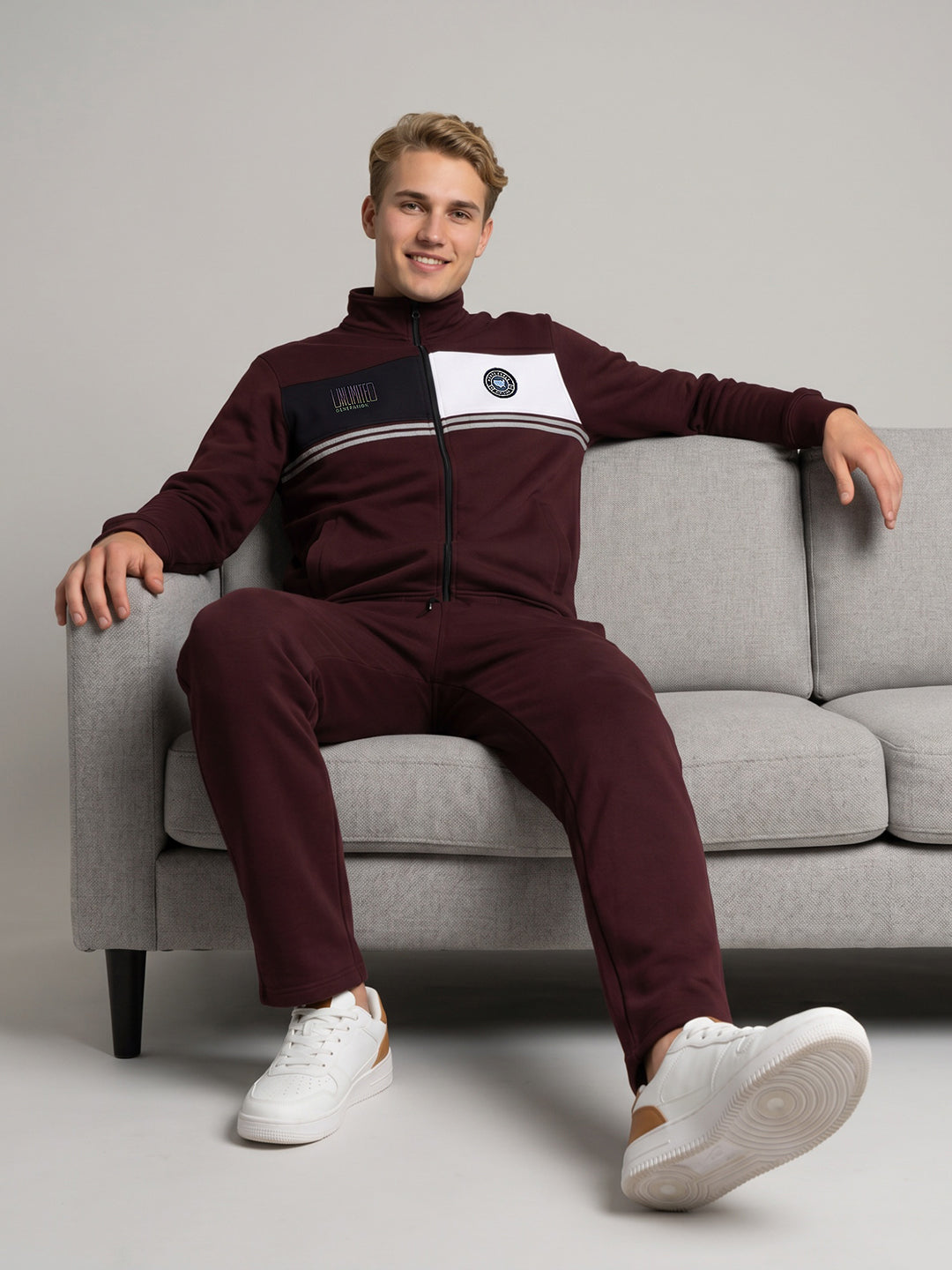 Men Maroon Printed Stand Collar Full Sleeve Winter Tracksuit