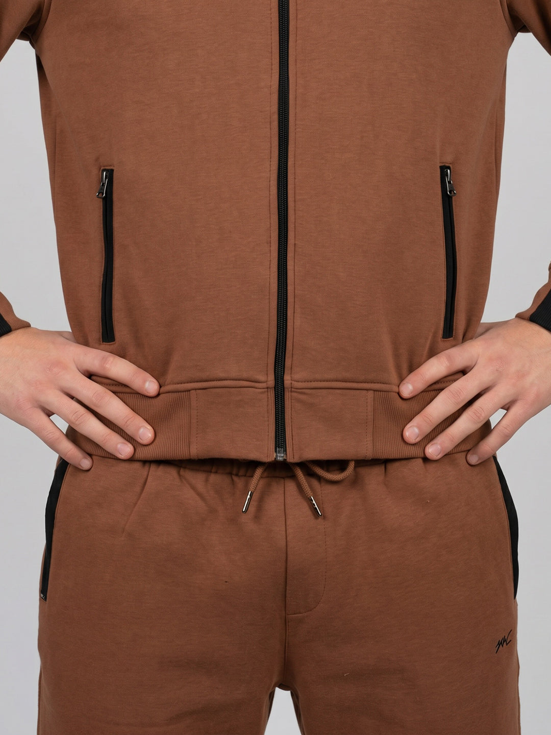 Men Brown Solid Turtle Neck Full Sleeve Winter Tracksuit