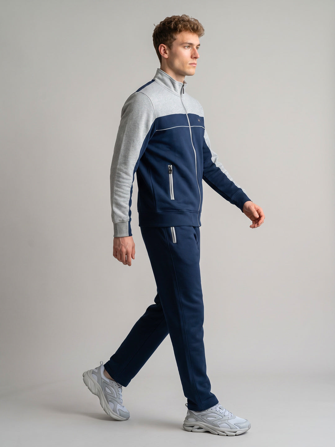 Men Blue Solid Turtle Neck Full Sleeve Winter Tracksuit