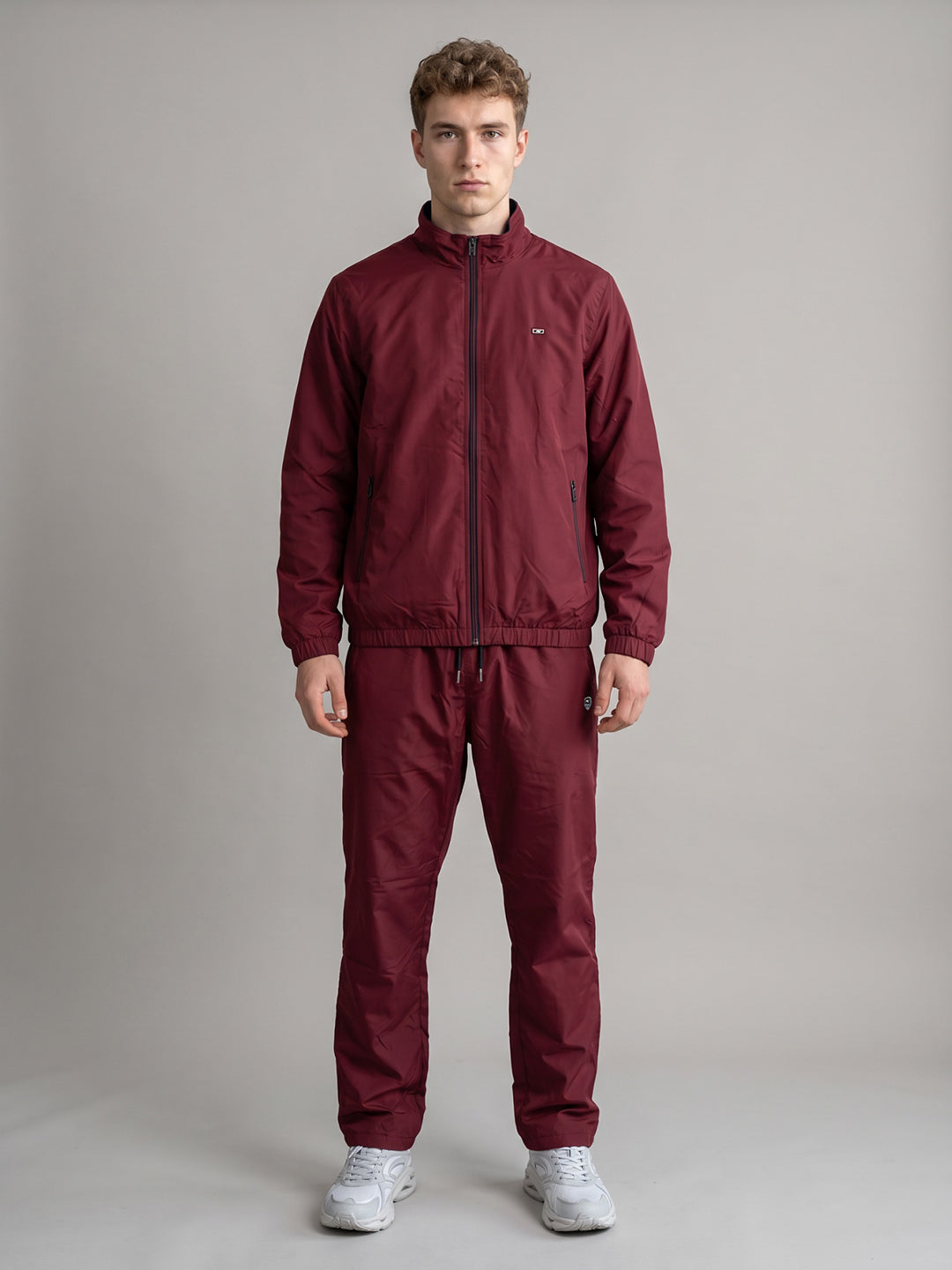 Men Maroon Solid Stand Collar Full Sleeve Winter Tracksuit