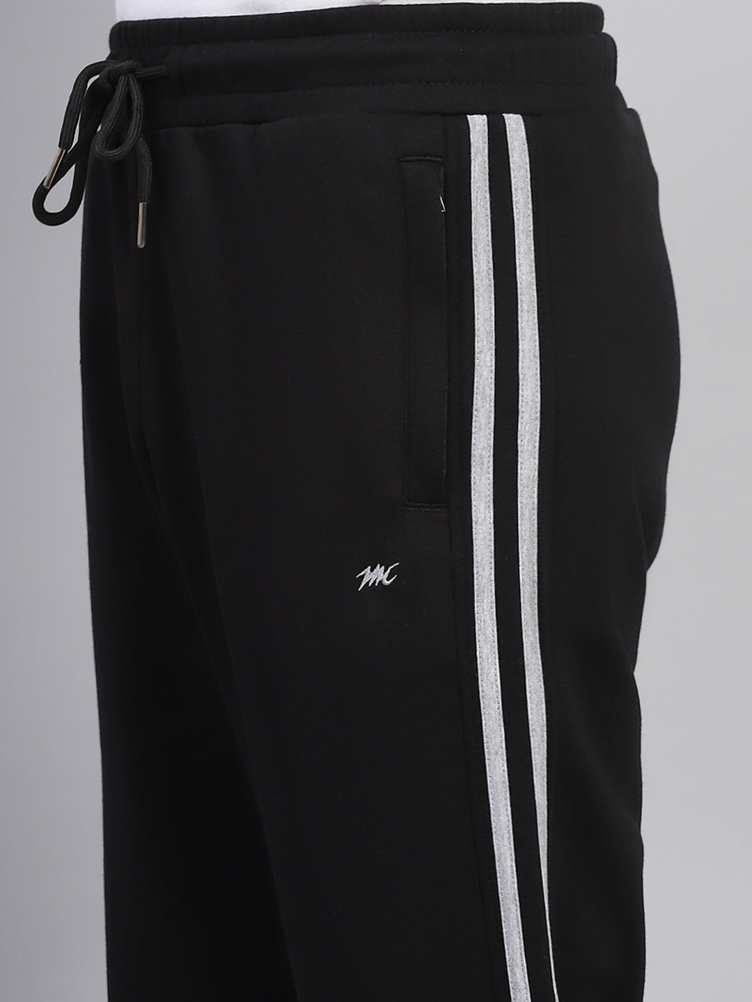 Men Black Solid Mock Neck Full Sleeve Winter Tracksuit
