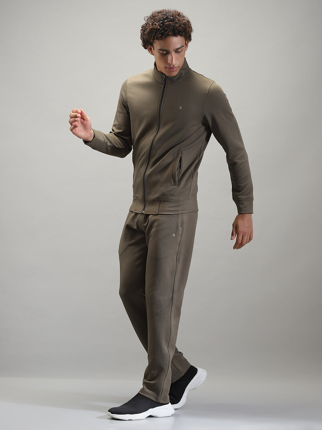 Men Olive Solid Mock Neck Full Sleeve Winter Tracksuit