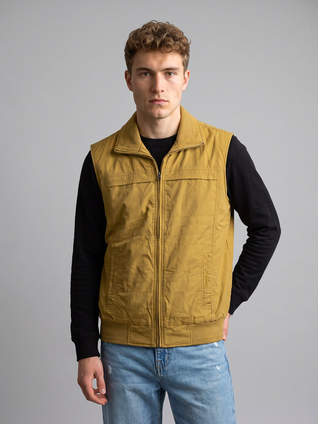 Men Mustard Solid Collar Sleeveless Parka Jacket