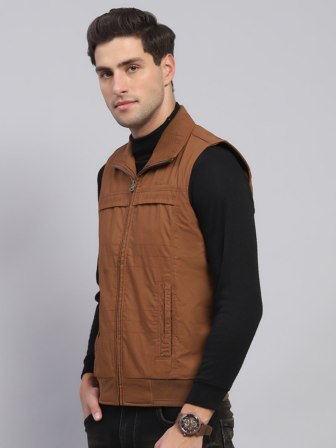 Men Brown Solid Collar Sleeveless Jacket