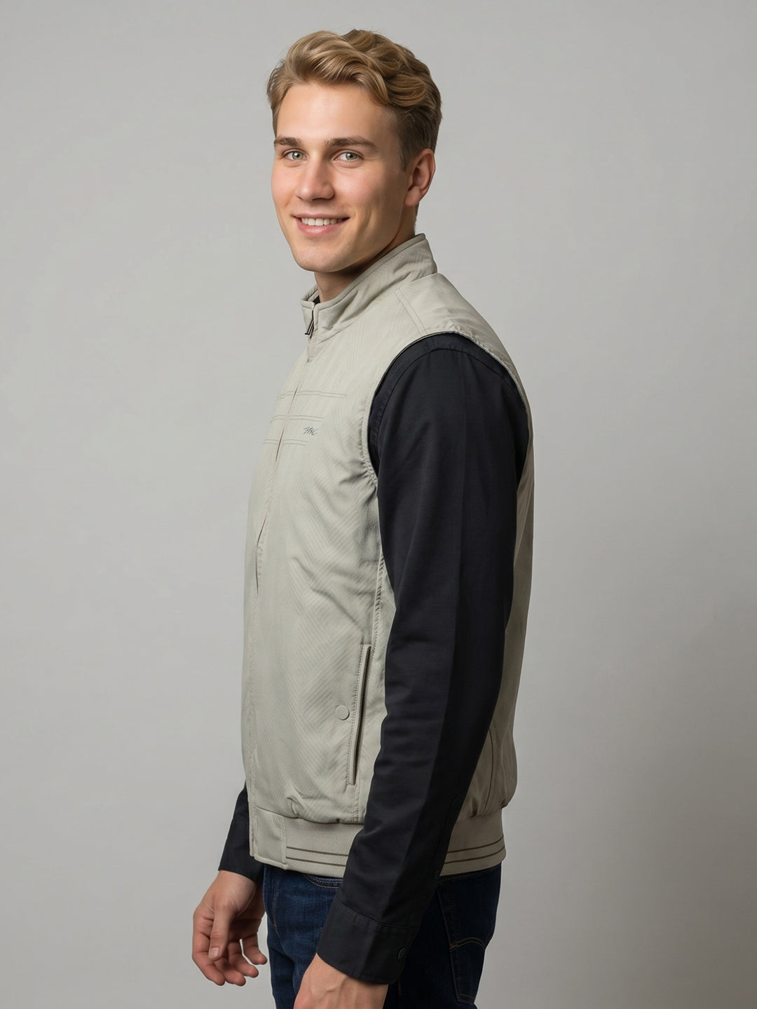 Men Grey Solid Turtle Neck Sleeveless Bomber Jacket