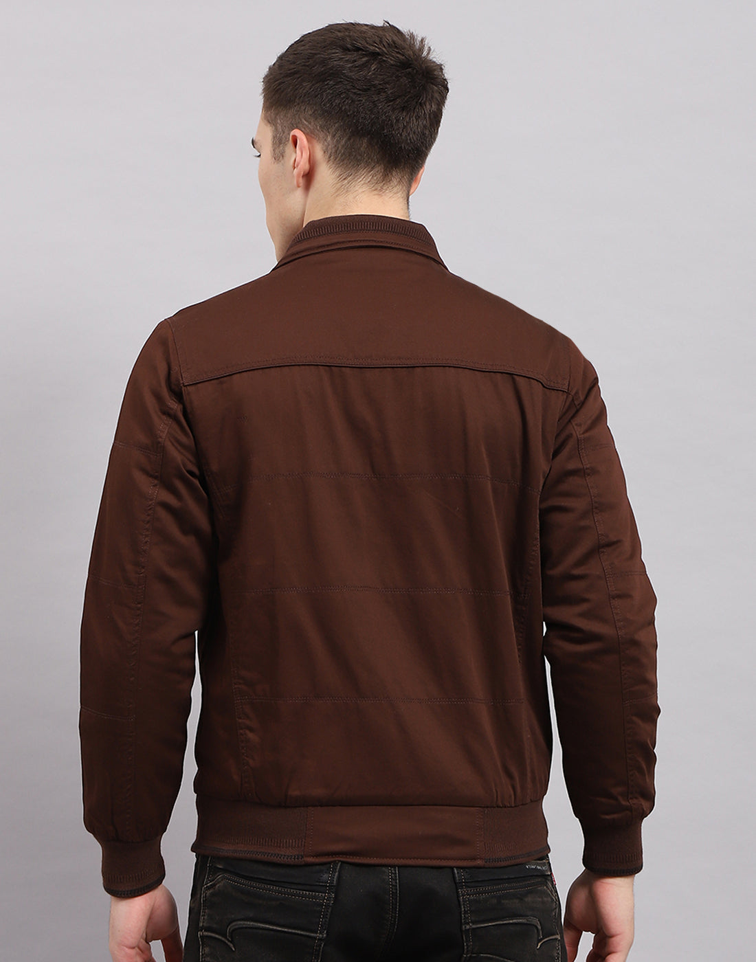 Men Brown Solid Collar Full Sleeve Jacket
