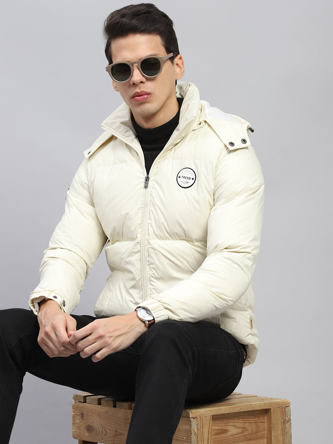 Men Cream Solid Detachable Hood Full Sleeve Jacket