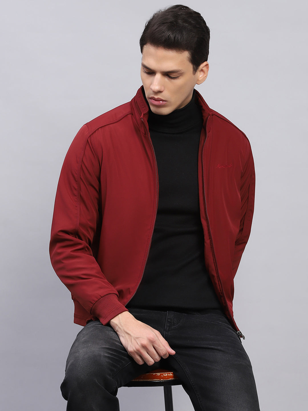 Men Maroon Solid Collar Full Sleeve Jacket