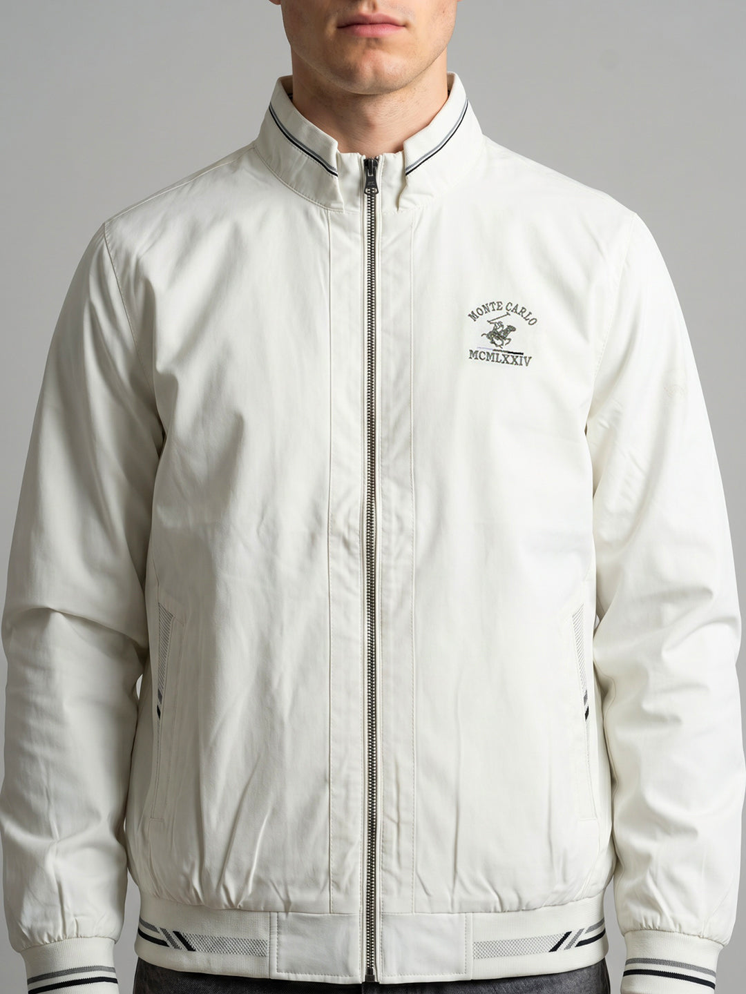 Men White Solid Collar Full Sleeve Bomber Jacket