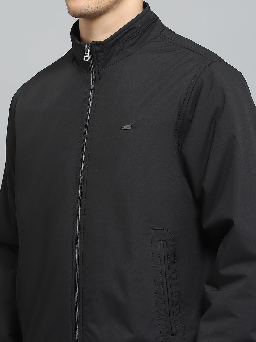 Men Black Solid Mock Neck Full Sleeve Jacket