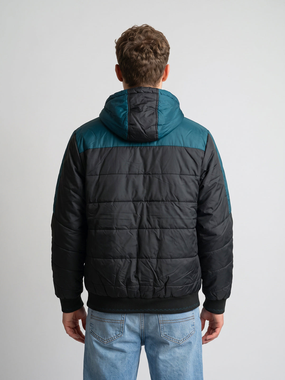 Men Black Solid Detachable Hood Full Sleeve Puffer Jacket