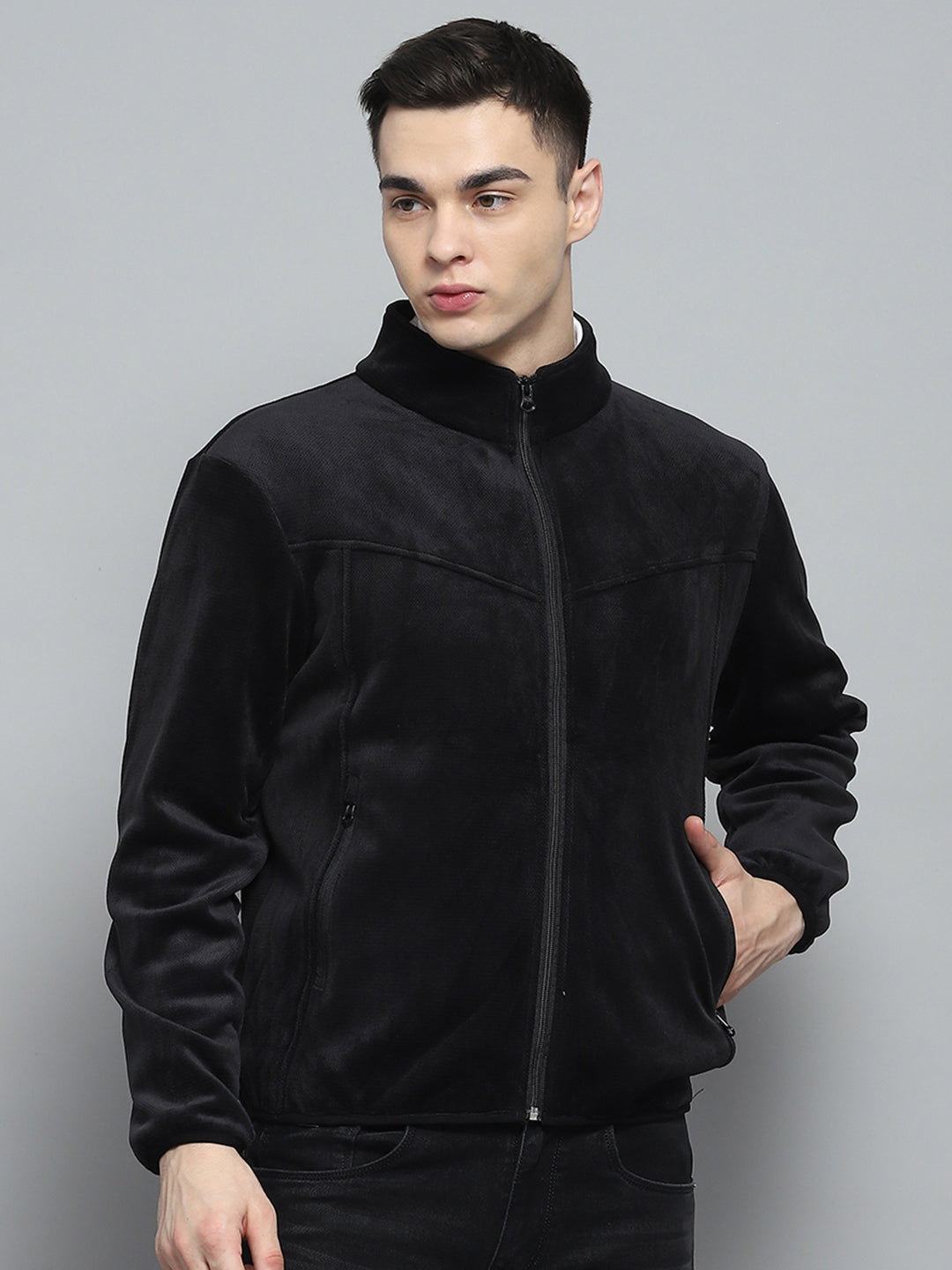 Buy Men Olive Solid Detachable Hood Full Sleeve Jacket Online in