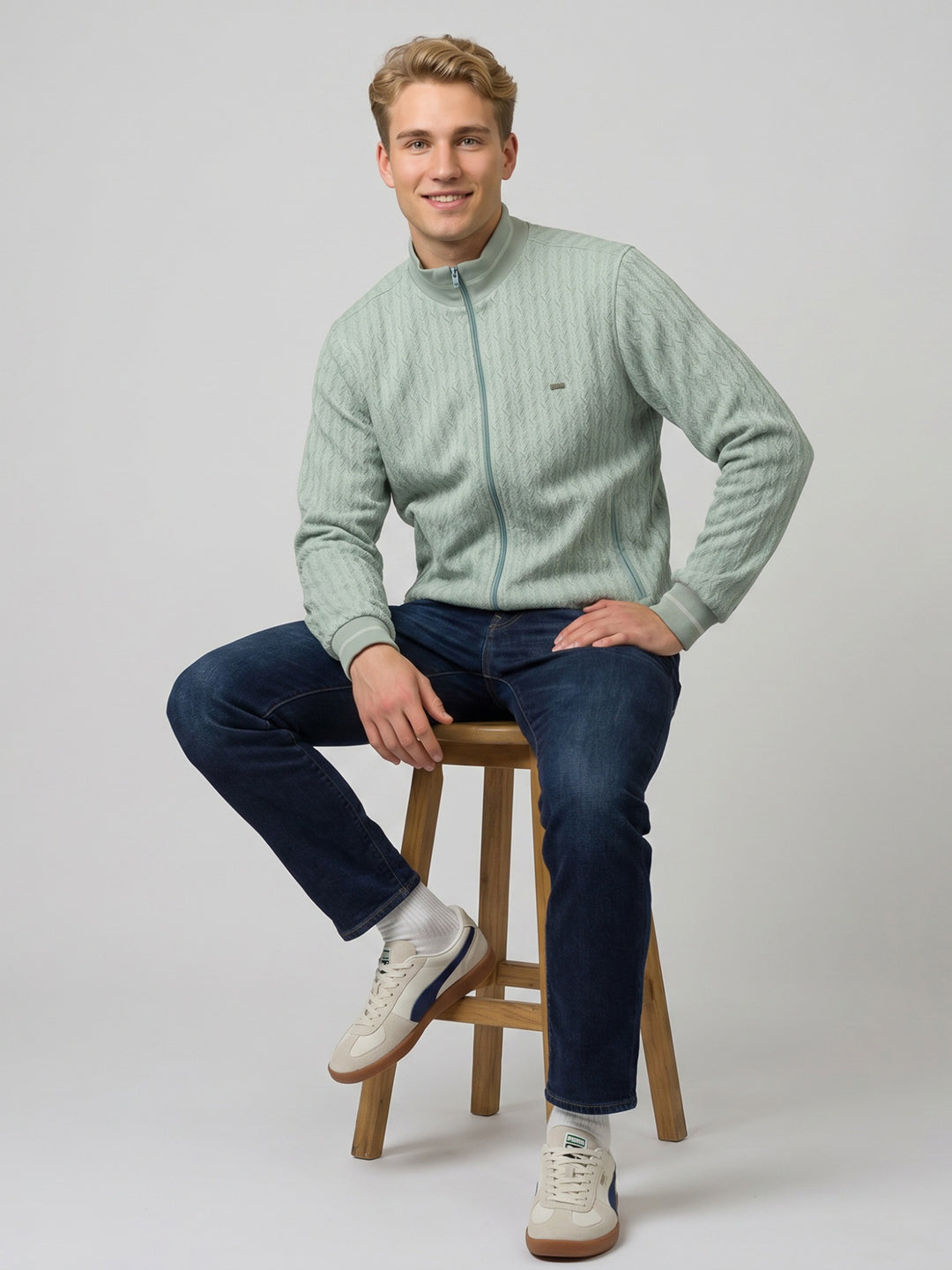 Men Green Solid Turtle Neck Full Sleeve Reversible Jacket