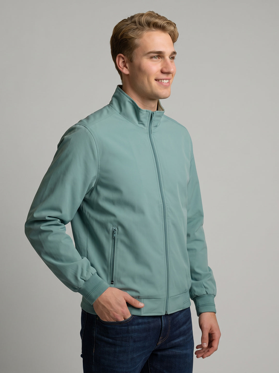 Men Green Solid Turtle Neck Full Sleeve Reversible Jacket