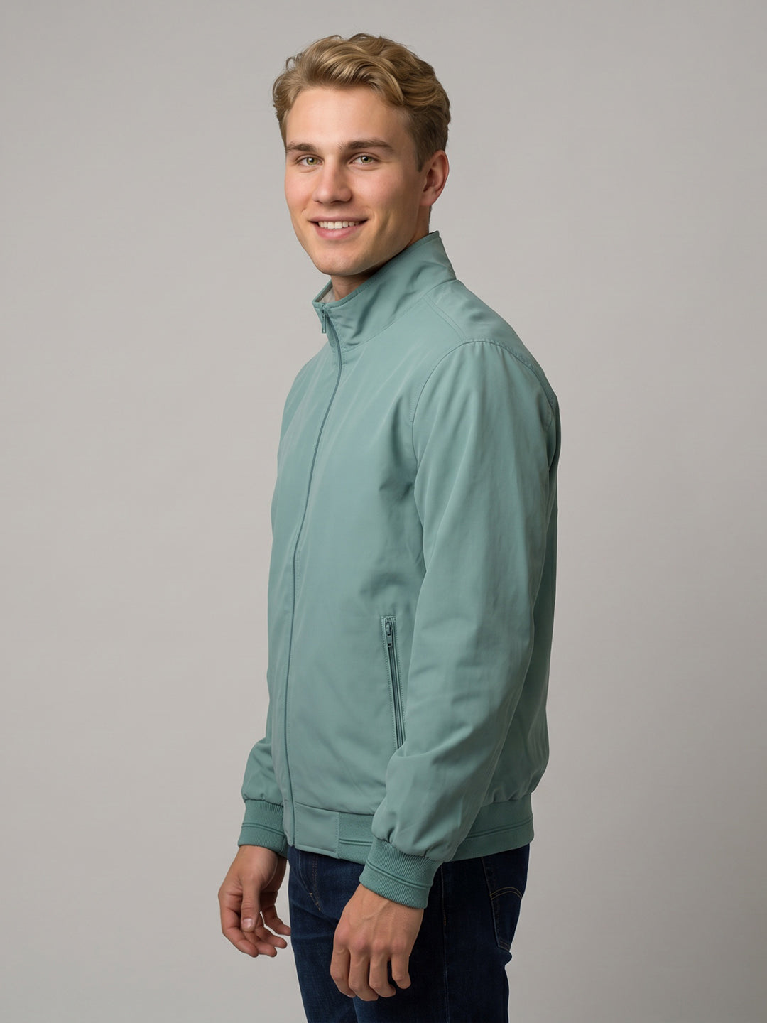 Men Green Solid Turtle Neck Full Sleeve Reversible Jacket