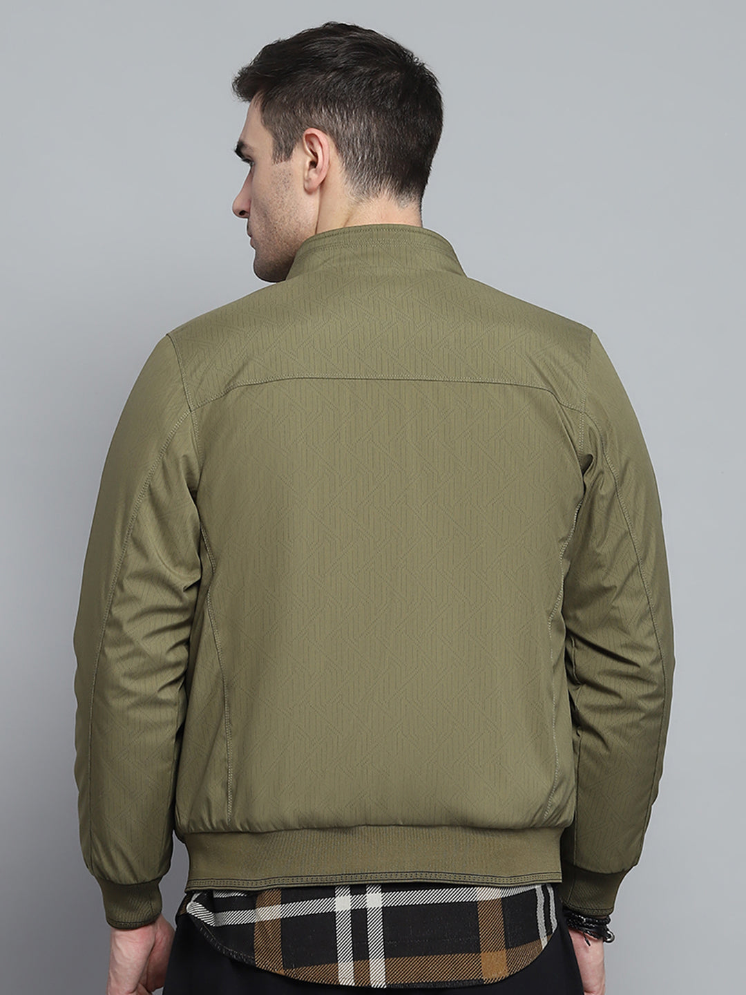 Men Green Solid Mock Neck Full Sleeve Jacket