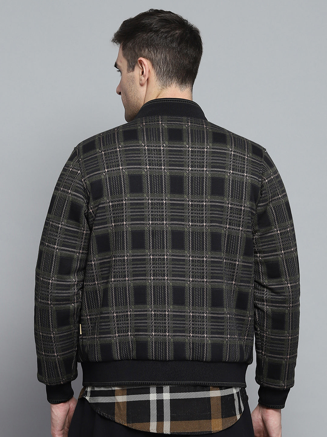 Men Green Solid Mock Neck Full Sleeve Jacket