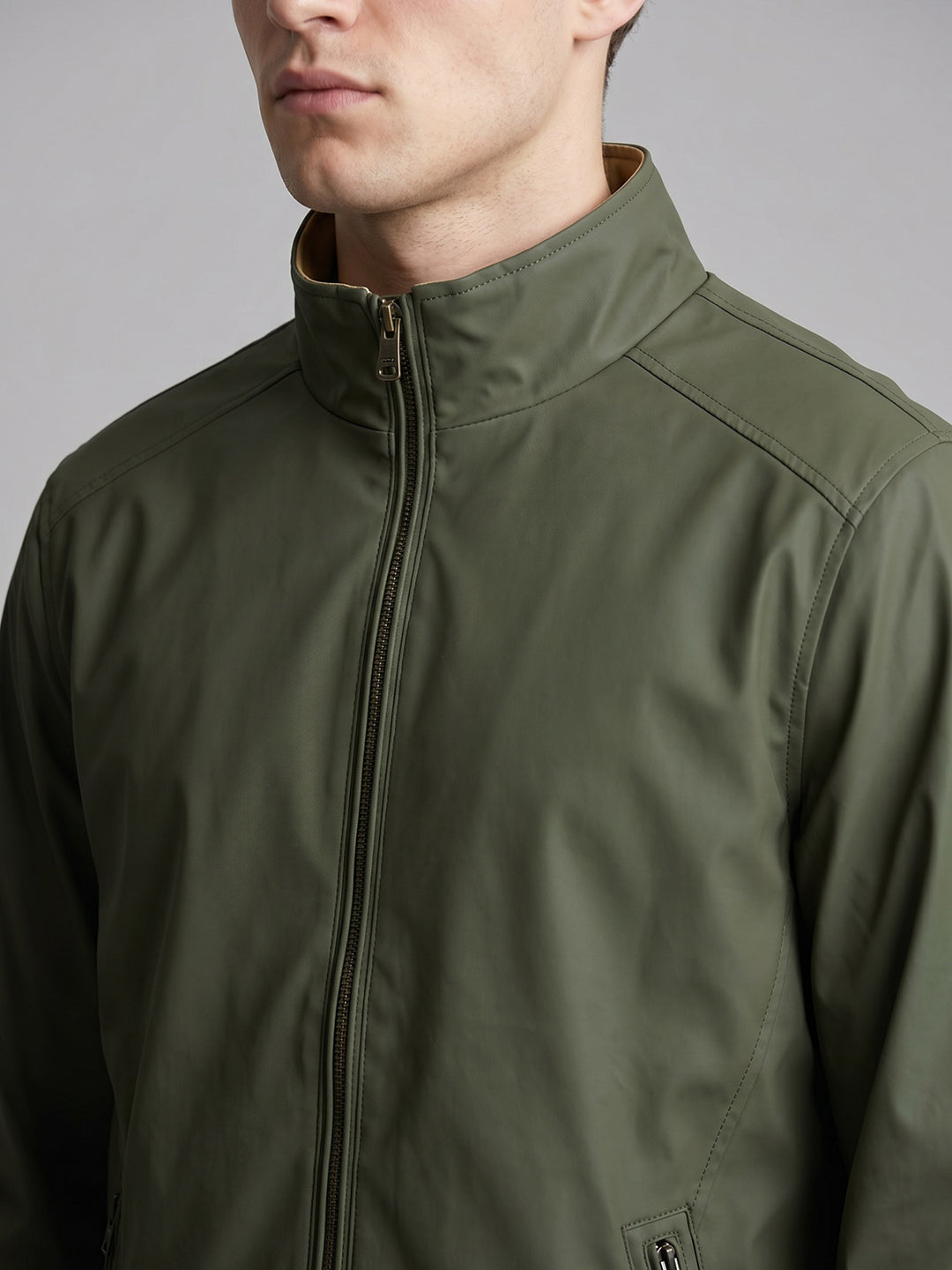 Men Green Solid Stand Collar Full Sleeve Reversible Jacket