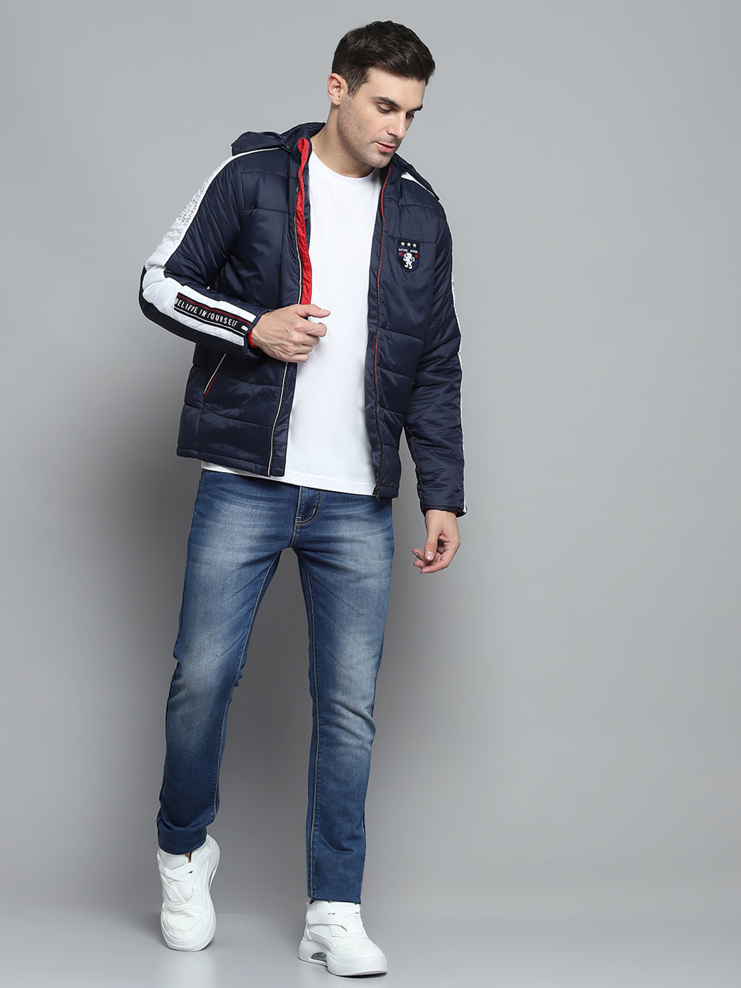 Men Navy Blue Solid Hooded Full Sleeve Jacket