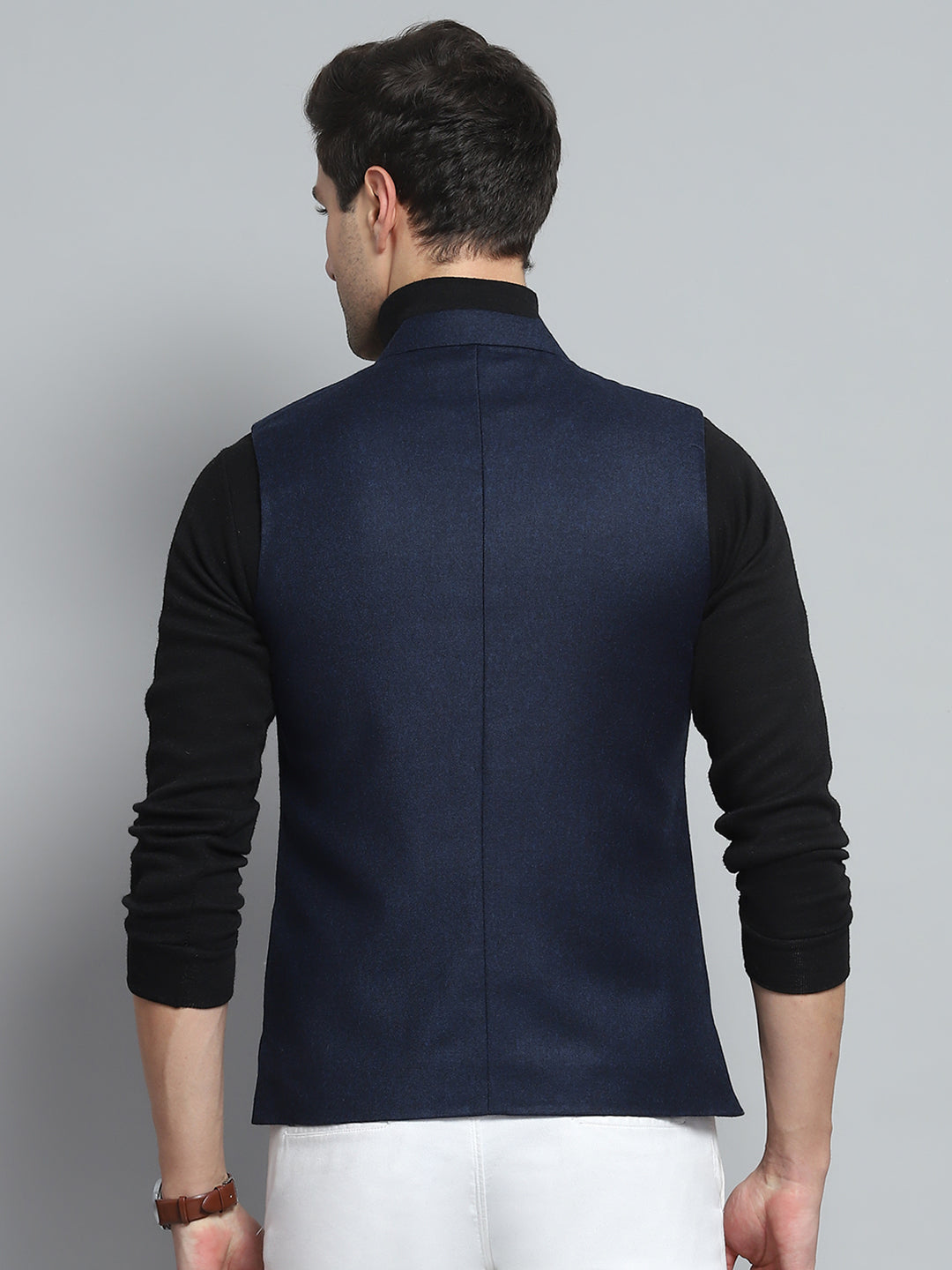 Buy Men Blue Solid Band Collar Sleeveless Nehru Jacket Online in