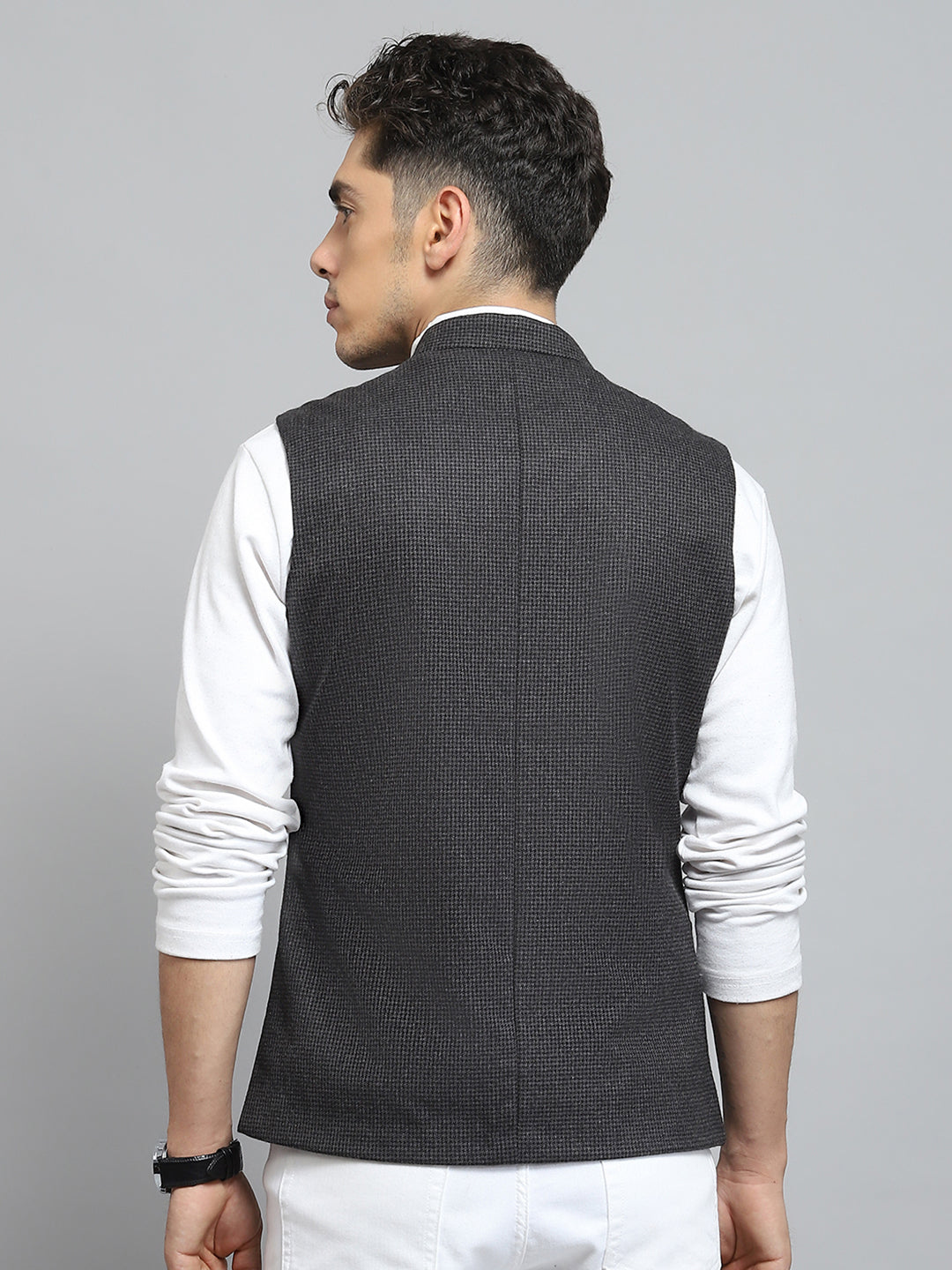 Men Charcoal Solid Band Collar Sleeveless Nehru Jacket
