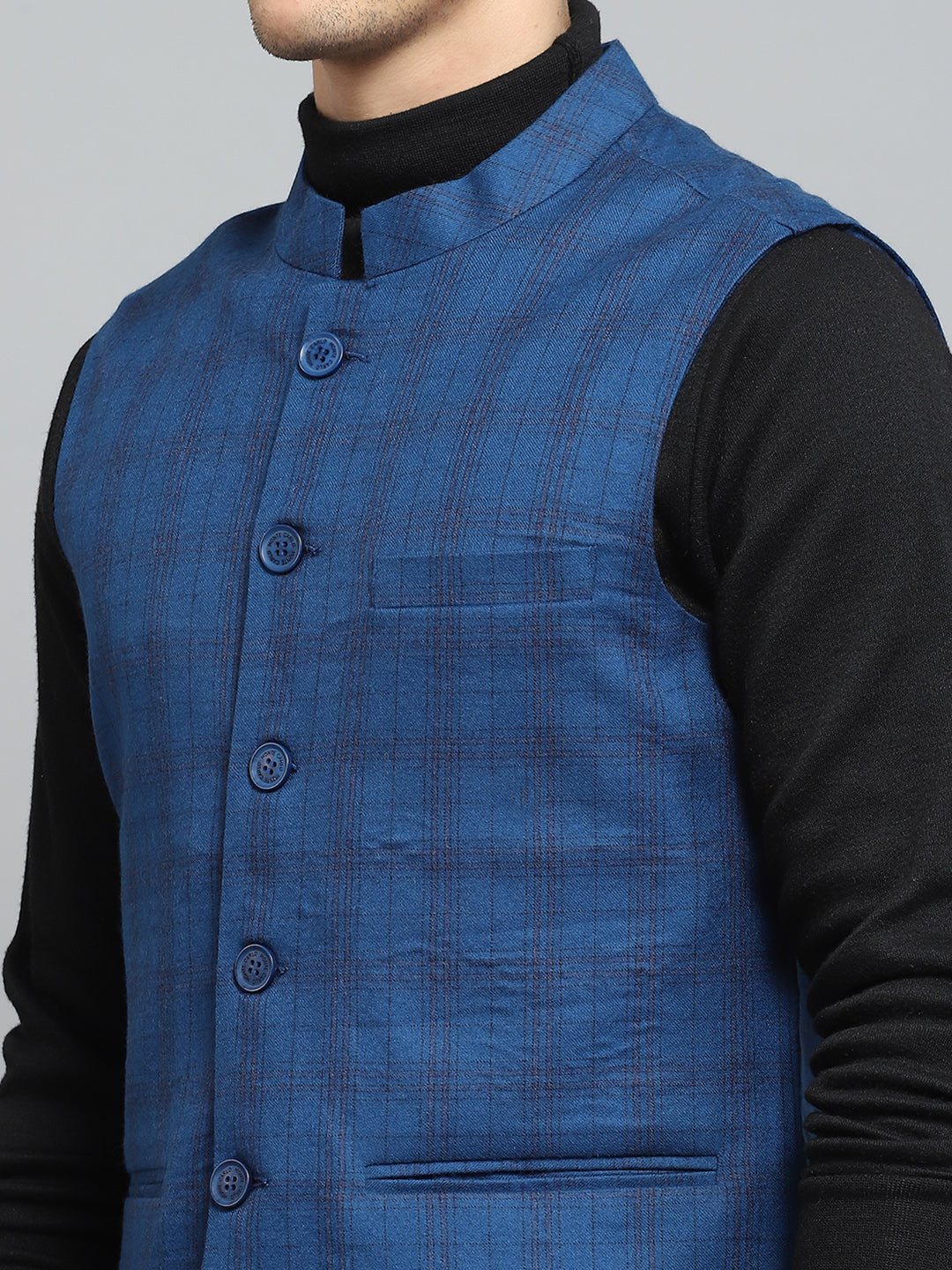 Men Black Solid Band Collar Sleeveless Jacket