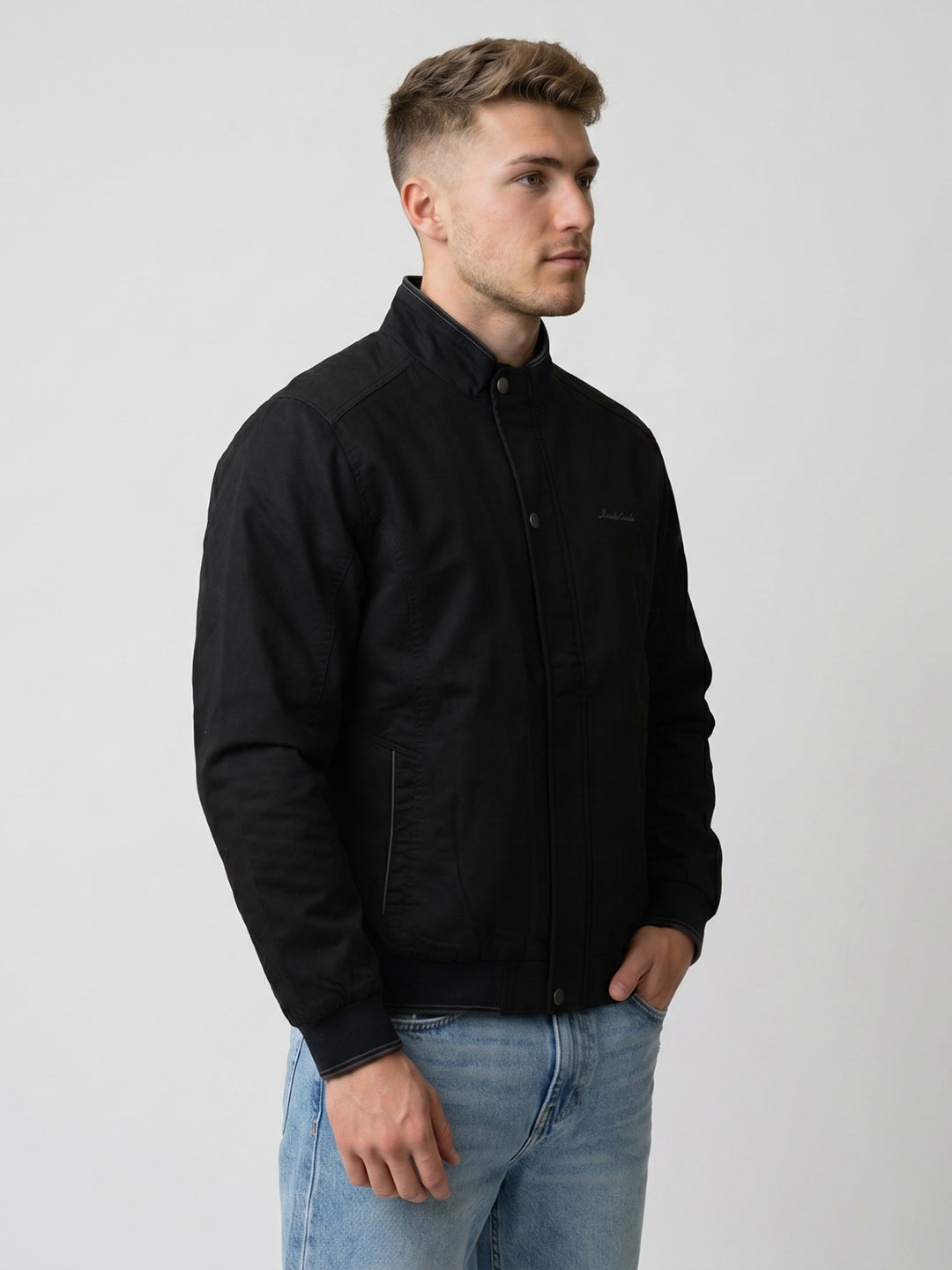 Men Black Solid Collar Full Sleeve Bomber Jacket